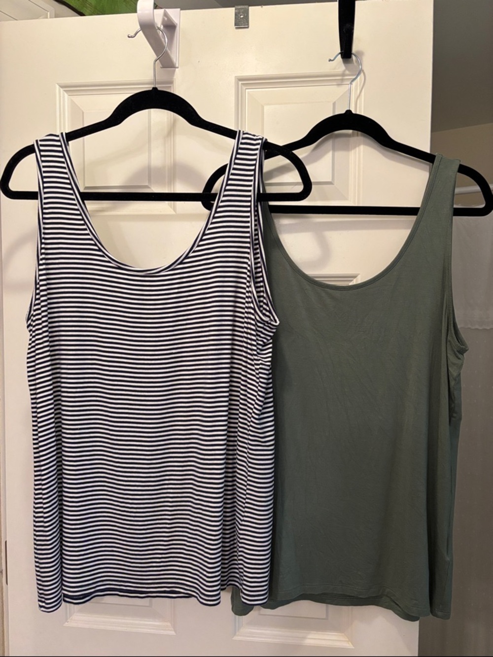 Set of Two Layering Tank Tops